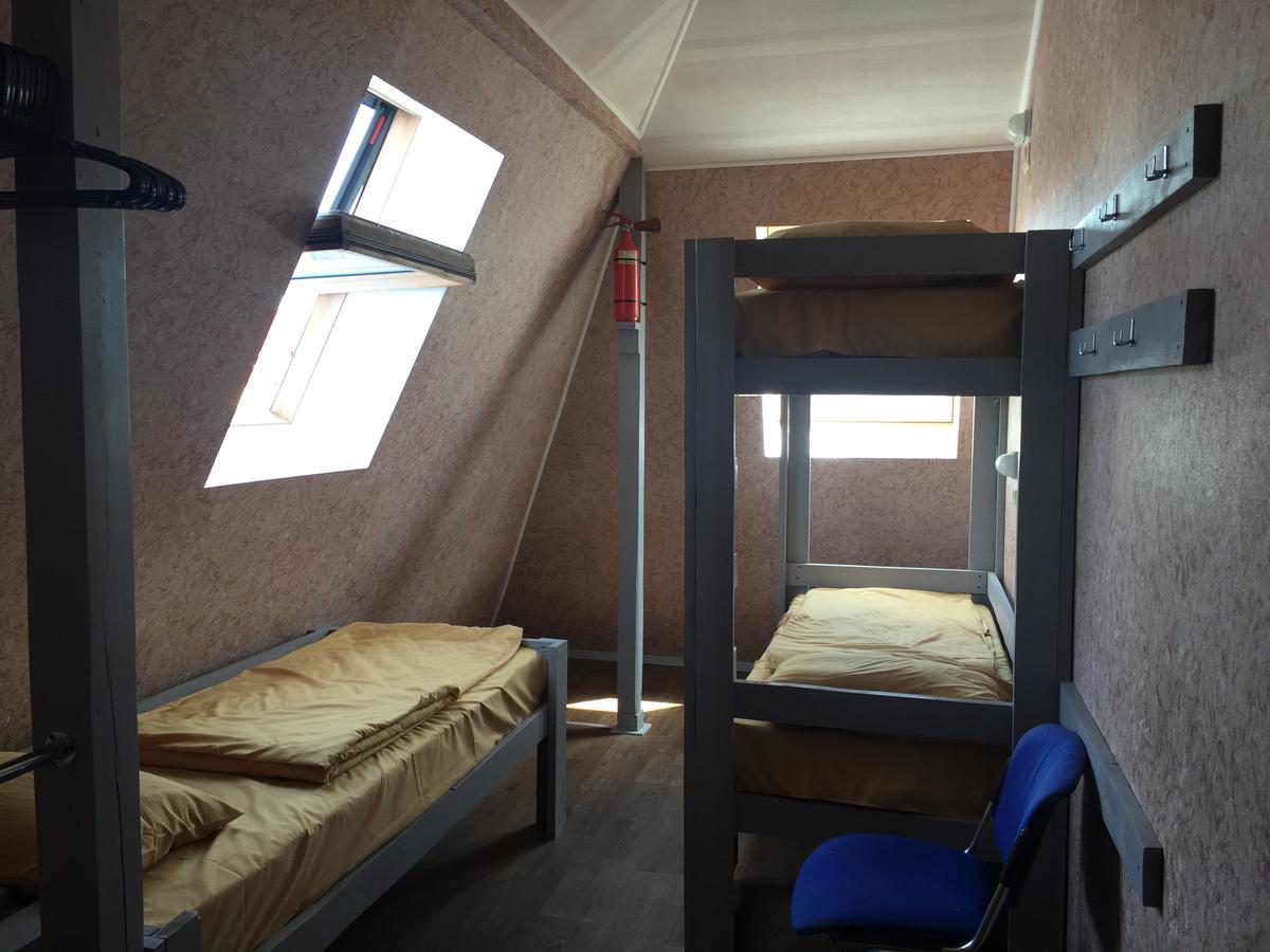 Hostel Darnitsa1 เคียฟ ภายนอก รูปภาพ
