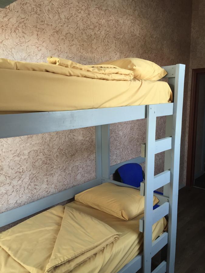 Hostel Darnitsa1 เคียฟ ภายนอก รูปภาพ