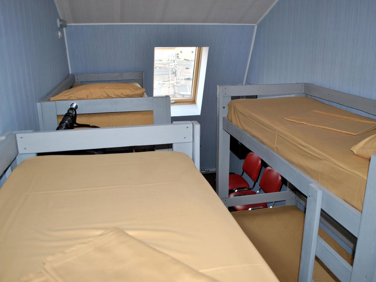 Hostel Darnitsa1 เคียฟ ภายนอก รูปภาพ