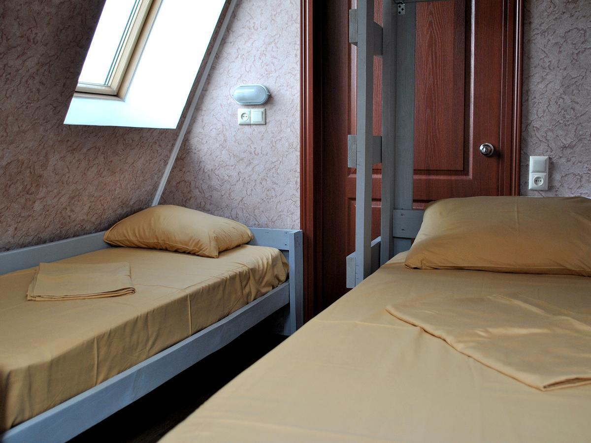 Hostel Darnitsa1 เคียฟ ภายนอก รูปภาพ