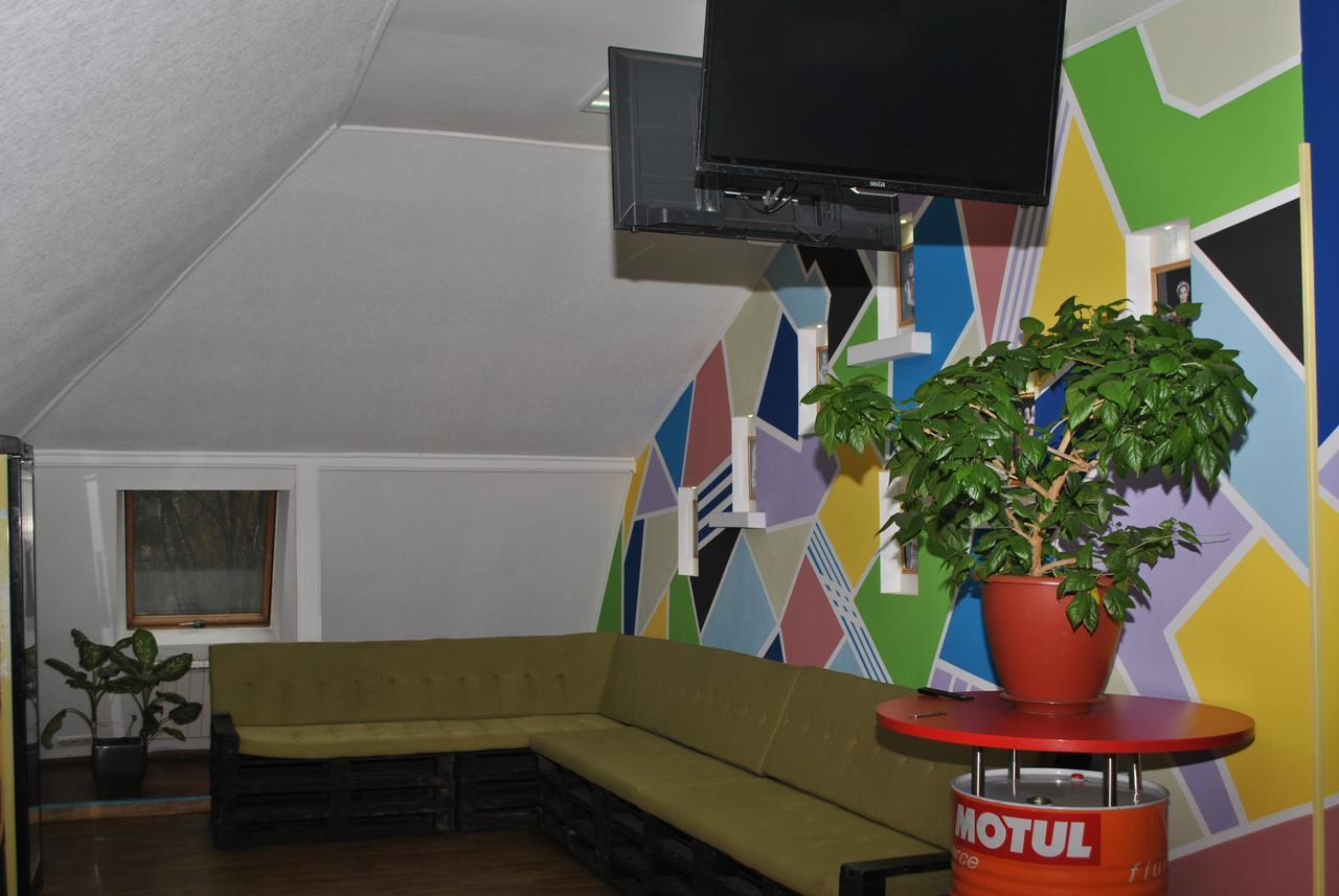 Hostel Darnitsa1 เคียฟ ภายนอก รูปภาพ