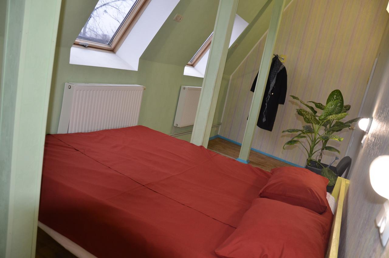 Hostel Darnitsa1 เคียฟ ภายนอก รูปภาพ